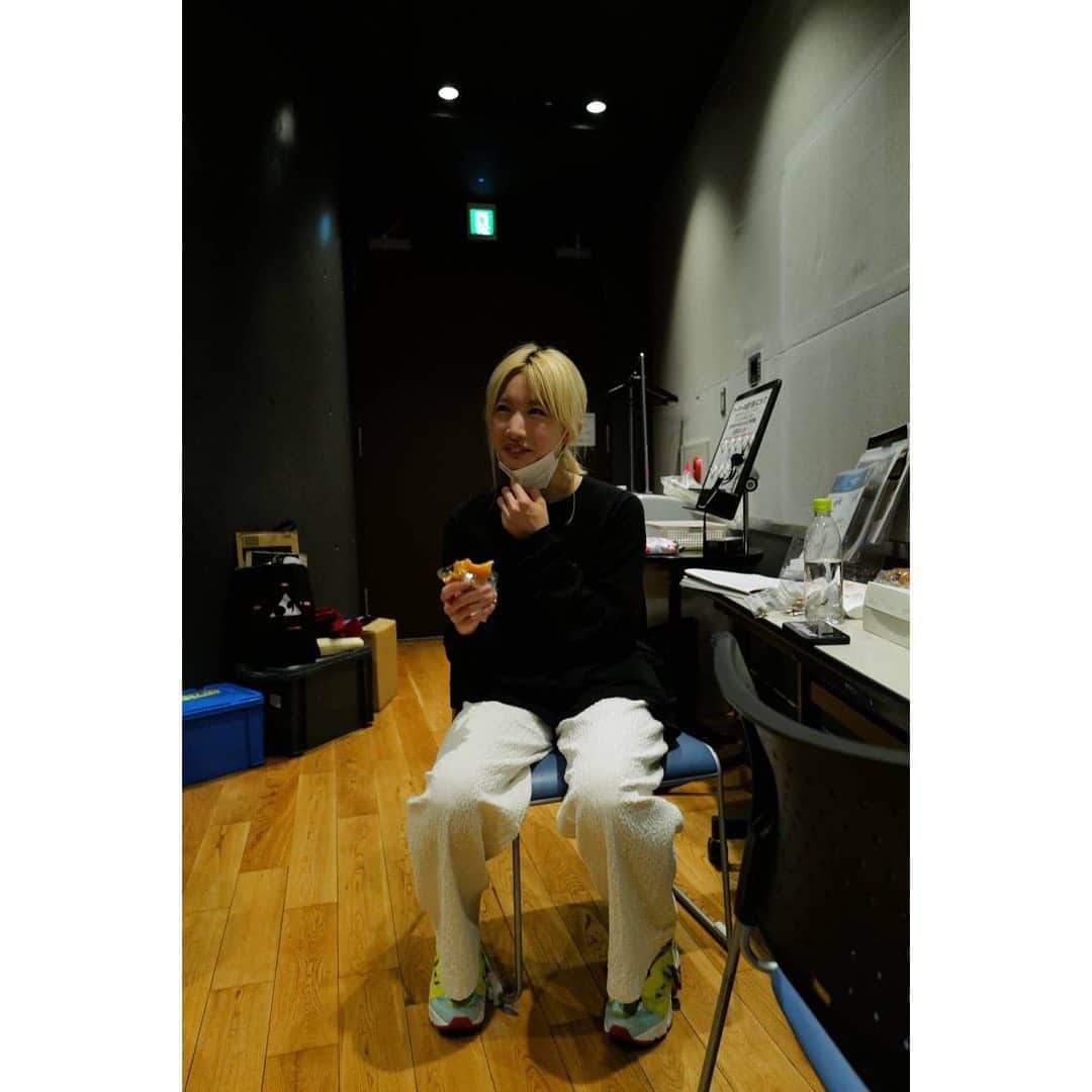 中嶋イッキュウのインスタグラム：「@nikuguso_taro   くっキュウ！シリーズ  📸by @koyabukazutoyo_shinkigeki」