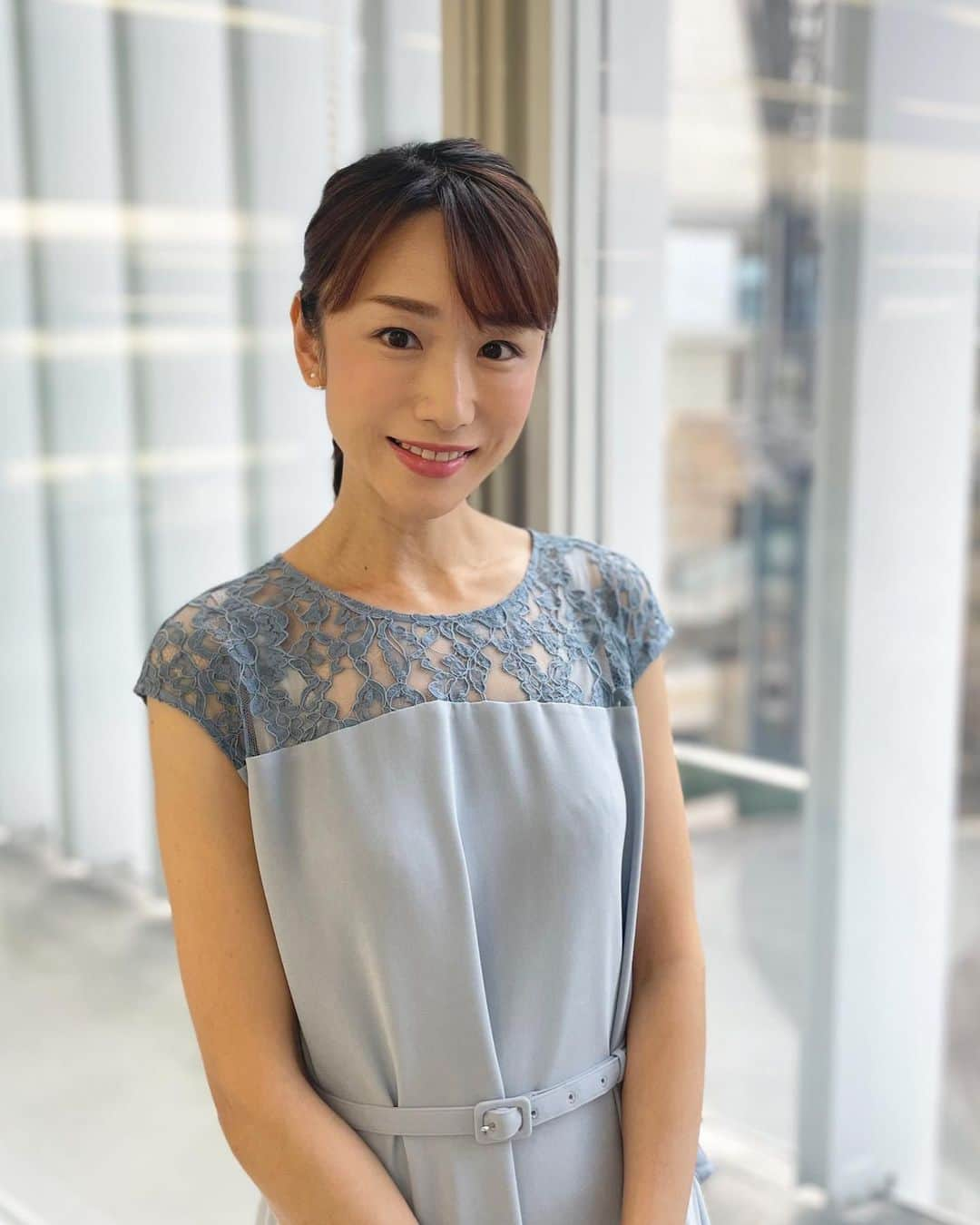 堂真理子さんのインスタグラム写真 - (堂真理子Instagram)「コメントを下さった皆さま、ありがとうございます🥰 本日、また一つ歳を重ねました。。。やや複雑な気分、、、でも素敵に年齢を重ねていきたいです🎂 大きな心で、感謝の気持ちを忘れず、自分らしさを大切にして過ごしていきます😊 これからもよろしくお願いします✨   #今日 が  #誕生日  #堂真理子　#テレビ朝日 #アナウンサー」9月21日 18時00分 - mariko_do