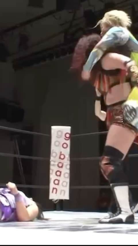高橋奈苗のインスタグラム：「シードリングのリングは  好きですか？？  パッションですか？？？」