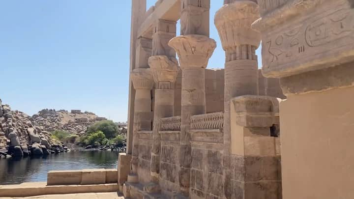 クリスタル・ハリスのインスタグラム：「Cruise day 6 - Last Day ⛵️   Aswan.  We woke up to the beautiful sight of the desert and the river at Aswan Bridge. It was our last day of the cruise. We visited the unfinished obelisk, bought some handmade scarves and rugs, got to test and buy ancient perfume recipes and remedies, and visited Philae Temple. So sad to be leaving the cruise but collected memories that will last a lifetime.   @nourdenil  🎥 @jeremybrookover  #crystalhefner #nourdenil #cruise #nilecruise #nileriver #luxurytravel #travelmore #beautifuldestinations #aswan #luxor #passionpassport #wander #exploremore #igtravel #bestnilecruise #love #adventure」