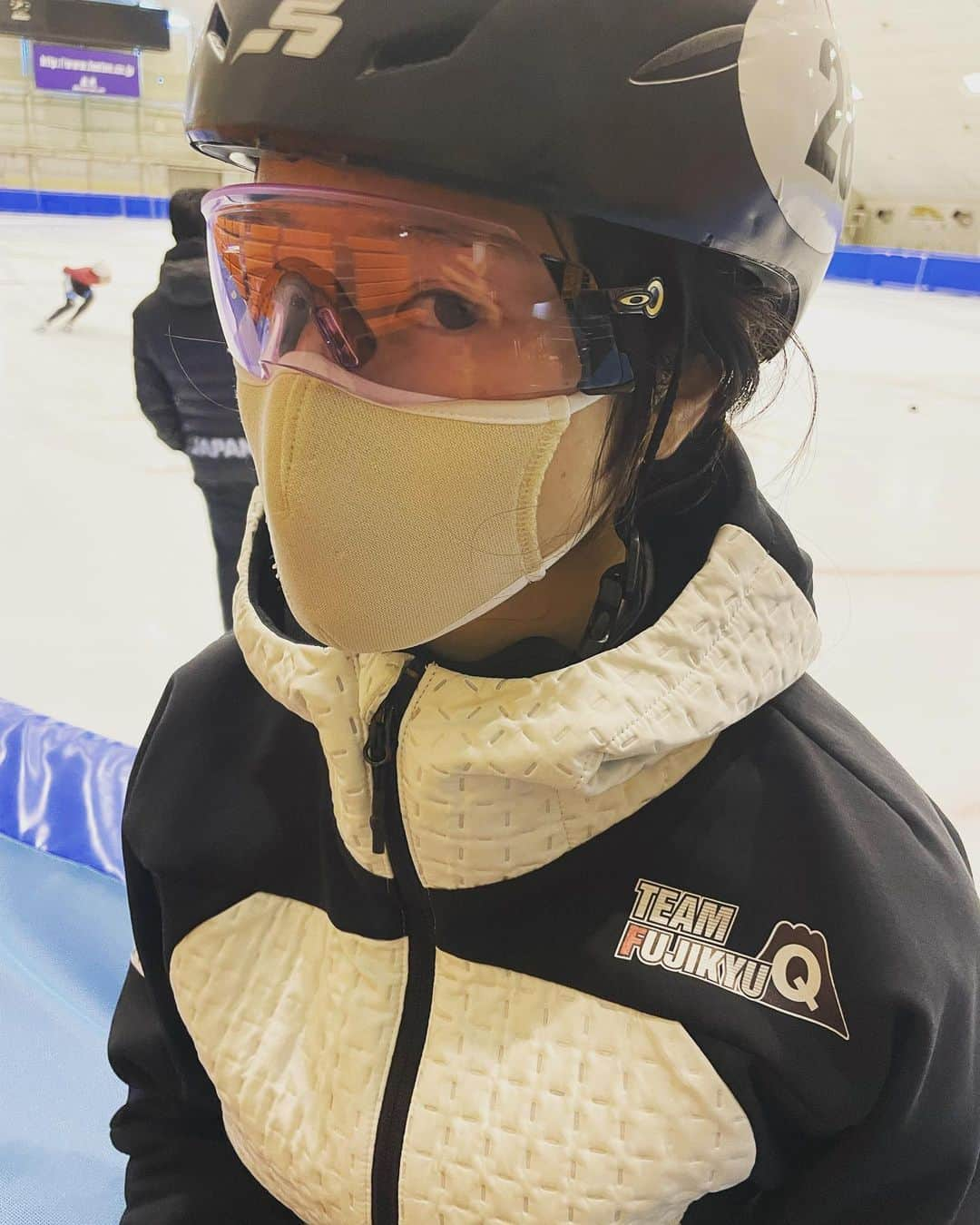 菊池純礼さんのインスタグラム写真 - (菊池純礼Instagram)「NEW GEAR👓  Thank you @oakleyjapan   フレームがないから視界が広く感じる！  広い視野で開幕戦、オリンピックにつながるレースを。頑張ります。  #kato #oaklykato #ケイト  #teamfujikyu #ショートトラック   #全日本距離別選手権 #あと4日 #フジスケ#ライブ配信 #みてね」9月21日 21時29分 - kikuchi.su_115