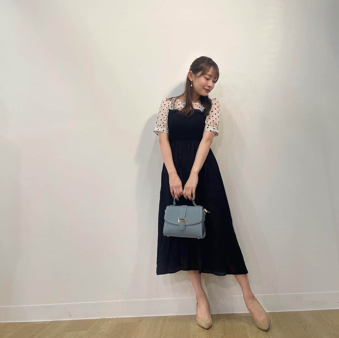 高木由梨奈のインスタグラム：「ワンピースもバッグも @grl_official ❤︎ GRLの購入品動画撮りました〜☺️ 他にも色々購入したので動画お楽しみに💖 ちなみに靴は @gu_for_all_ です👠 全身プチプラ🌝  #grl #grl購入品  #gu #骨格ストレート」