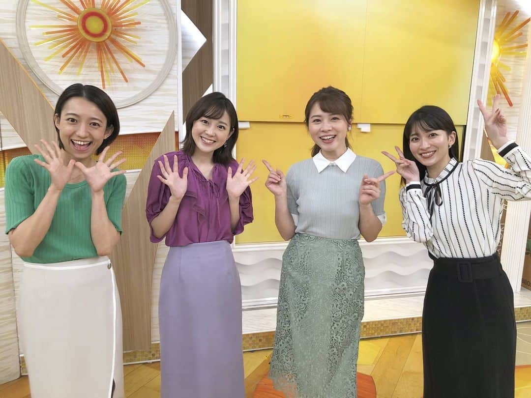 TBS「はやドキ！」のインスタグラム：「みなさんのお住まいの地域では 中秋の名月、見えましたか？🌜  水曜日もはやドキ、ご覧ください😊  皆川  #山本里菜 #若林有子 #皆川玲奈 #アナウンサー #池田沙耶香 #気象予報士 #はやドキ #tbs」