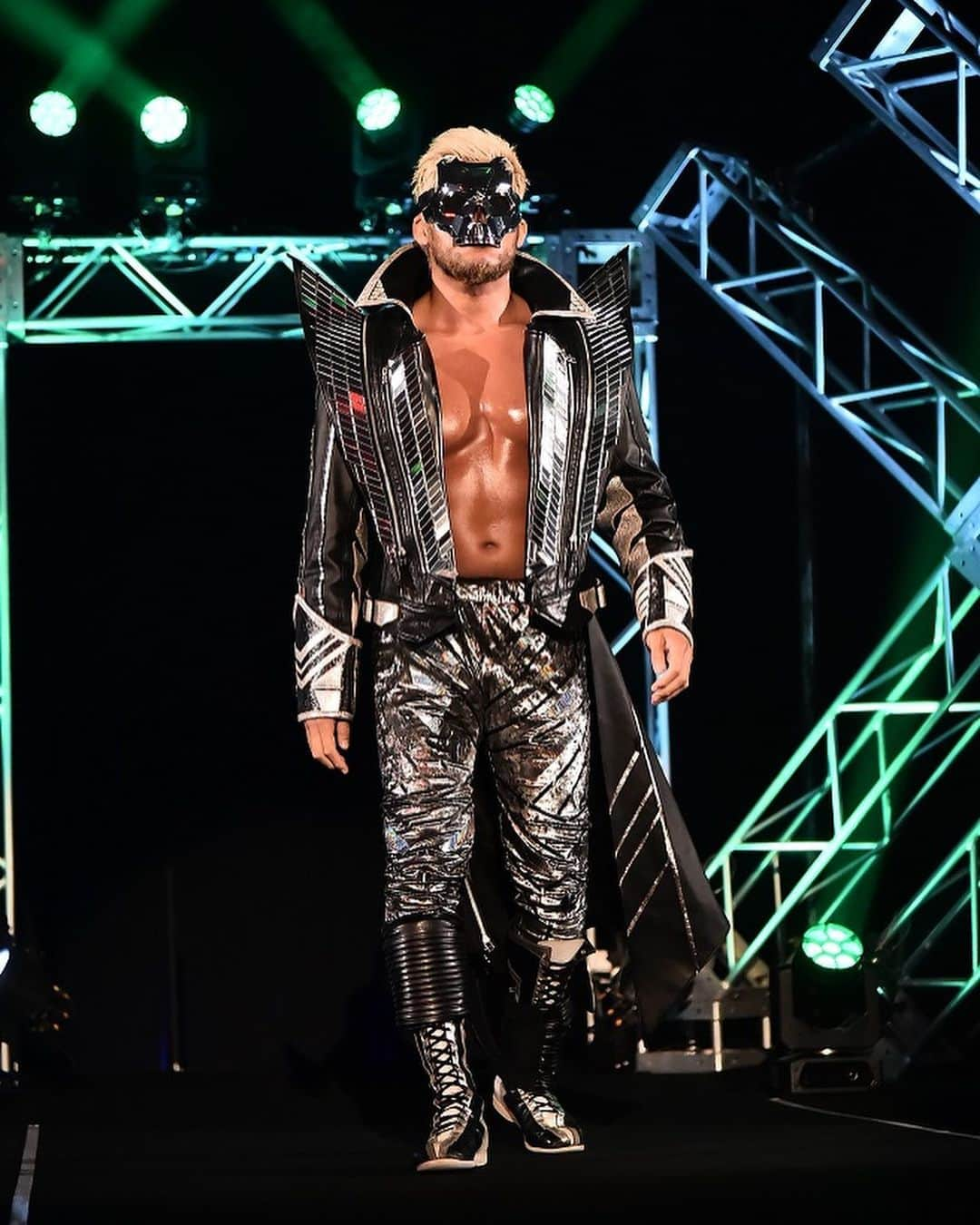 真田聖也のインスタグラム：「#g131  大阪エディオンアリーナ （2021 9/17 ）  photo by #週刊プロレス」