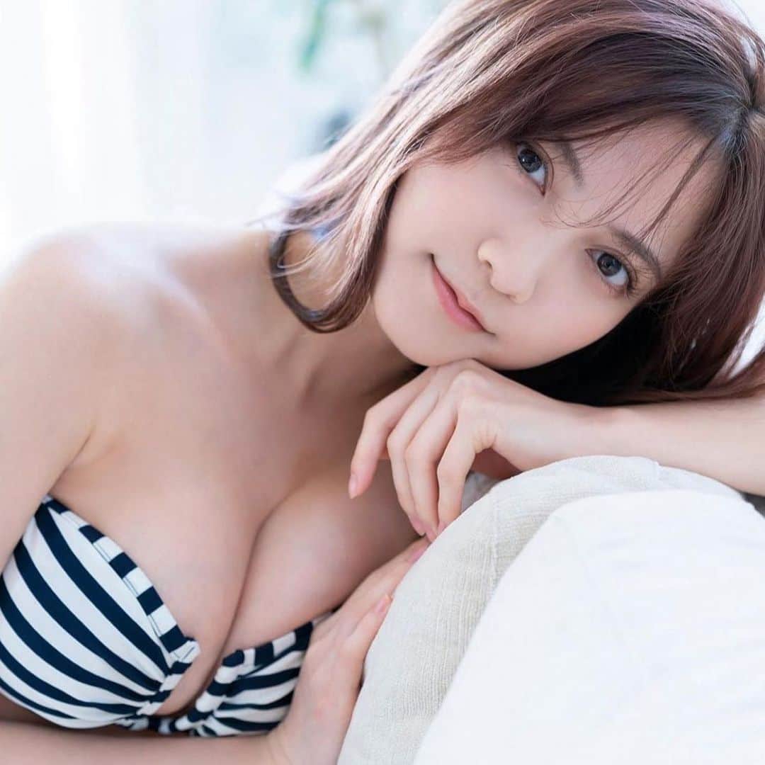 グラビアアイドルファンのインスタグラム：「#桃月なしこ  プロフィールへgo👉【@gravure_idol_fan】」