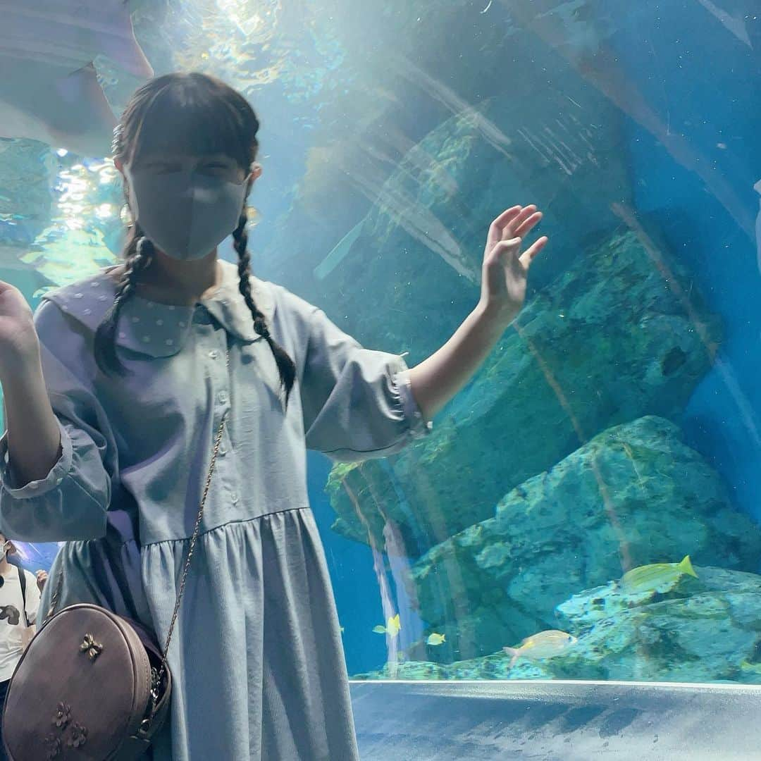 竹内月音さんのインスタグラム写真 - (竹内月音Instagram)「彼女と水族館なうに 使っていいよ🐟🐟」9月22日 13時58分 - takeuchi_tsukine