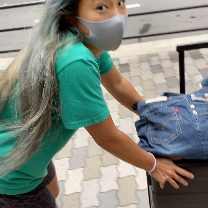 GOSAMARUのインスタグラム：「大阪に着いたけど何をしていいか分からない(笑)」
