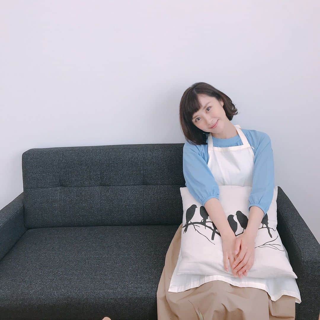山口もえさんのインスタグラム写真 - (山口もえInstagram)「・  BRUNO コンパクトホットプレートの イメージキャラクターを務めることになりました♡ わが家でも大活躍のホットプレート👏 毎日のごはんがより楽しく簡単になりますように✨  #bruno  #ホットプレート #コンパクトホットプレート #おうち時間」9月22日 17時08分 - moe_yamaguchi0611
