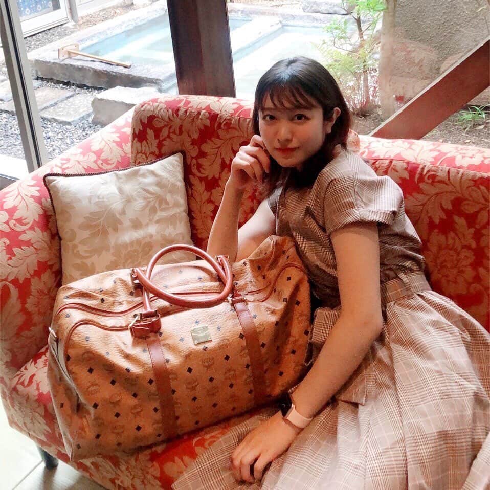 赤崎月香さんのインスタグラム写真 - (赤崎月香Instagram)「・ 9月19日、二十歳になりました💐  いつも応援してくださる皆様 これからもよろしくお願いします❤︎」9月22日 18時50分 - tsukika_akasaki