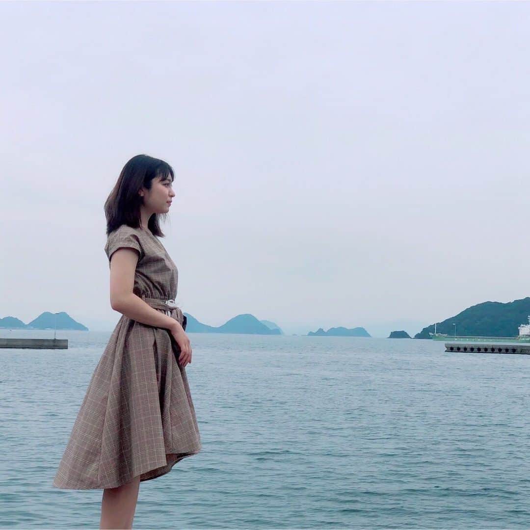 赤崎月香のインスタグラム：「・ 9月19日、二十歳になりました💐  いつも応援してくださる皆様 これからもよろしくお願いします❤︎」