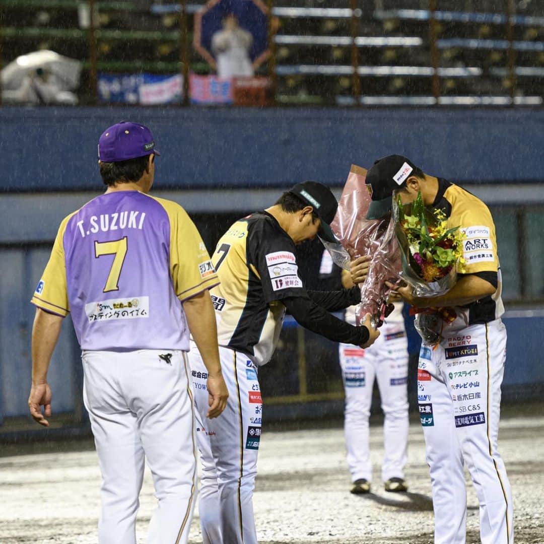 村中恭兵さんのインスタグラム写真 - (村中恭兵Instagram)「9月22日に球団から発表がありましたが、今シーズンでプロ野球選手として引退する事にしました❗️ 本当に多くの方々の支えがあってこの日を迎えられたと思っています。 本当にありがとうございました🙇‍♂️ 栃木ゴールデンブレーブス、神奈川フューチャードリームの関係者の皆様にはこの様な機会を作っていただきとても感謝しています❗️ #BCリーグ #栃木ゴールデンブレーブス #神奈川フューチャードリームス #野球」9月23日 2時53分 - kyoheimuranaka