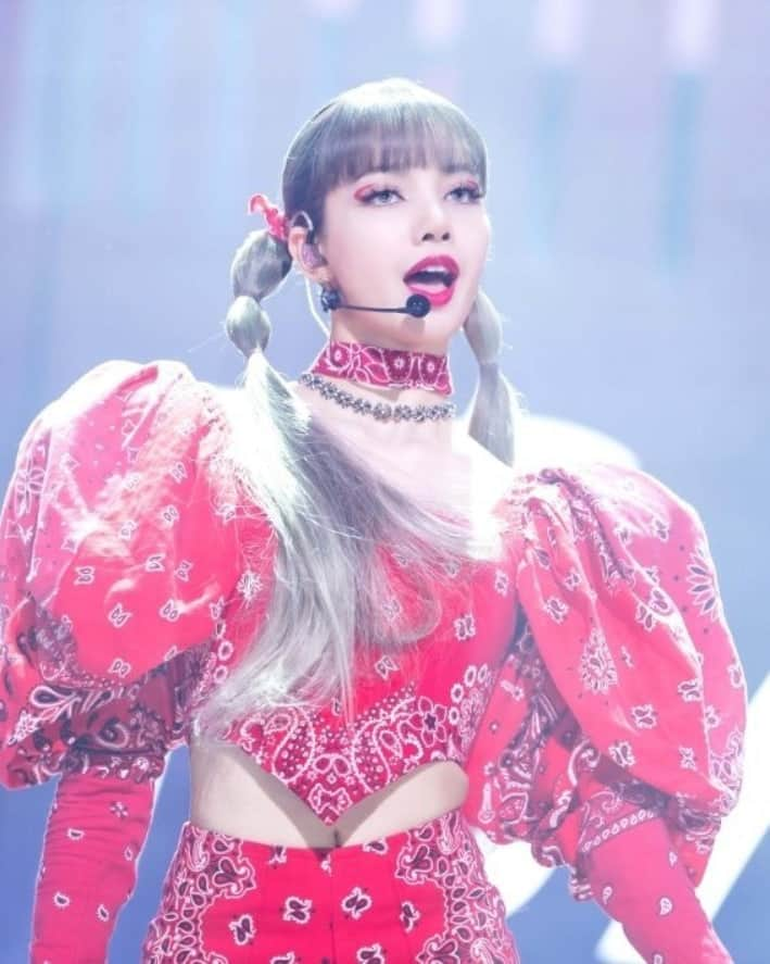 リサさんのインスタグラム写真 - (リサInstagram)「[PHOTOS] SBS PD NOTE "[Solo Debut] LISA - LALISA" . . . #LISA #LALISA #리사 #블랙핑크 #BLACKPINK #LALISAMANOBAN #LALISAMANOBAL #blackpinklisa #lisablackpink」9月23日 15時17分 - lisa.blackpink