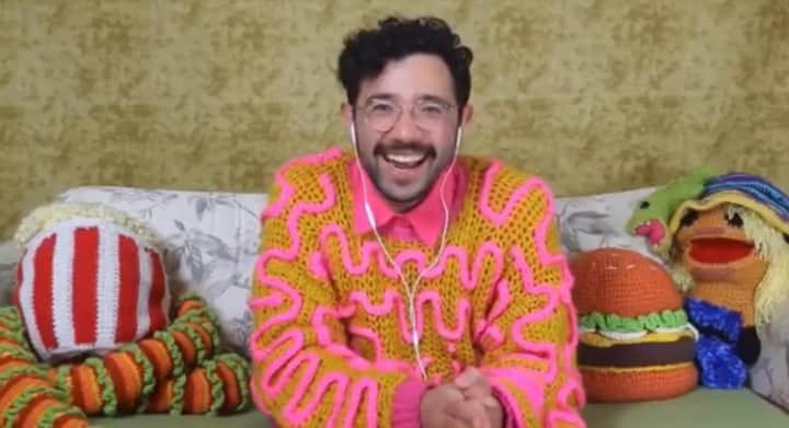 のインスタグラム：「If you watched lasts nights homely episode of @makingitau, the latest ep of #TheCrafterShow is up on 10 Play!  This week my guest is the awesome @kitiyapalaskas!   Fun fact: Kit was one of the first people to DM me to be pals on Instagram seven years ago!  Anyway, hope everyone’s enjoying it, it’s been fun to make!!」