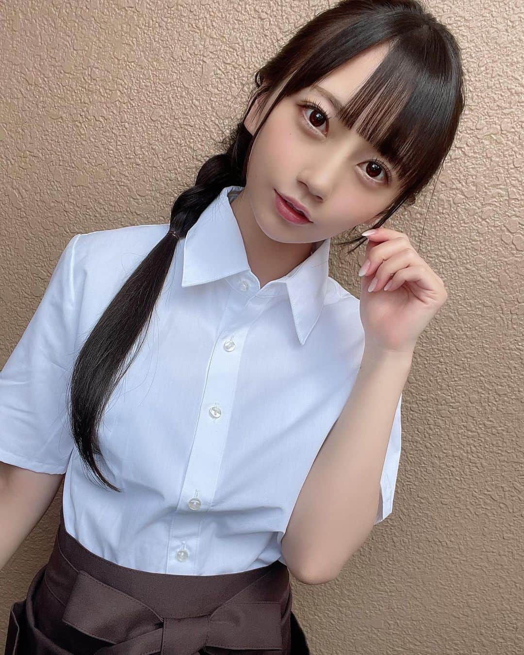 七沢みあさんのインスタグラム写真 - (七沢みあInstagram)「新作はカフェの店員さん☕」9月23日 9時26分 - mia.nanasawa