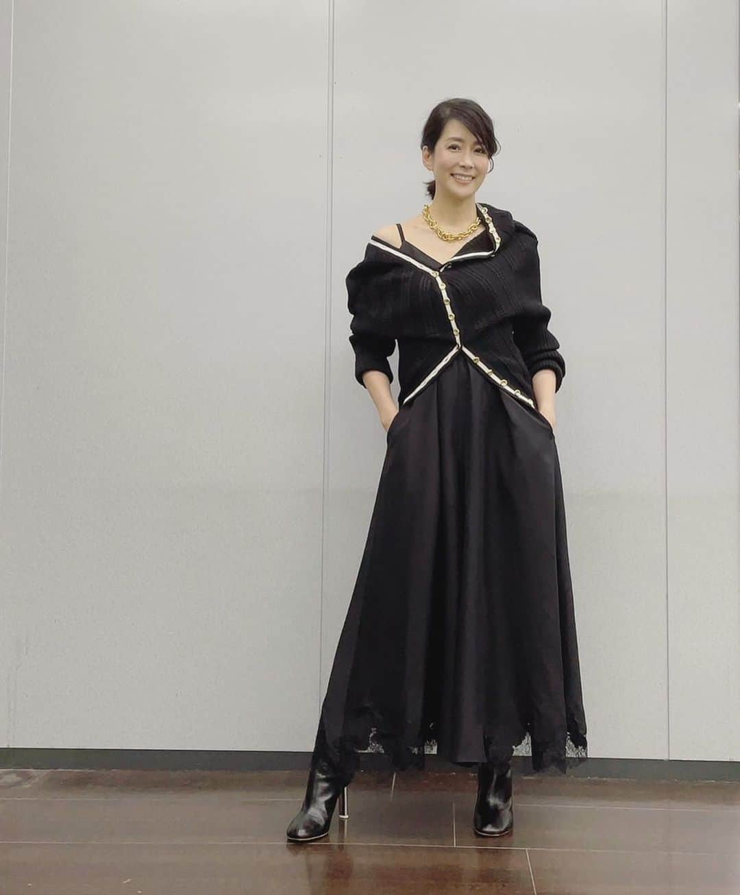 内田恭子さんのインスタグラム写真 - (内田恭子Instagram)「おはようございます。今日は暑くなりそうですね！  先日の衣装はすっかり秋冬モード。OAの詳細はまたお伝えしますね。  ではみなさん、気持ちの良い秋分の日をお過ごしくださいね。  #秋分の日 #衣装 #yproject_official #rito #内田恭子 #kyokouchida」9月23日 10時33分 - kyoko.uchida.official