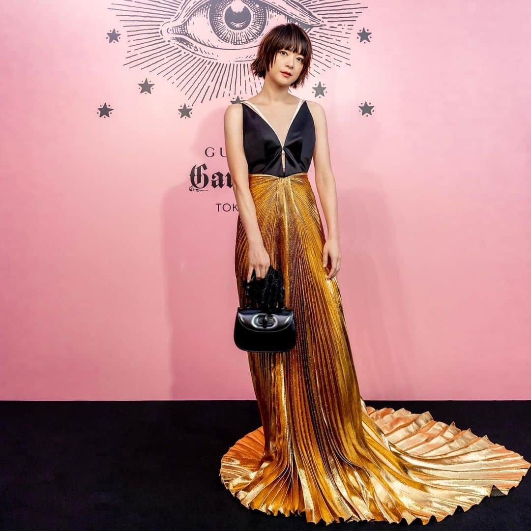 上野樹里さんのインスタグラム写真 - (上野樹里Instagram)「GUCCI GARDEN ARCHETYPES  京都に続き、ブランド創設100周年を記念した没入型エキシビション 「Gucci Garden Archetypes」展を体験させて頂きました。  クリエイティブ・ディレクター アレッサン ドロ・ミケーレが描くビジョンと美学を探検。  壮大な旅をしているような感覚でした。  本日より10月31日まで開催しておりますので、ご興味ある方は是非。  ※本人携帯不具合のため、マネージャーが代理投稿しております  #guccigarden」9月23日 13時38分 - _juri_art_