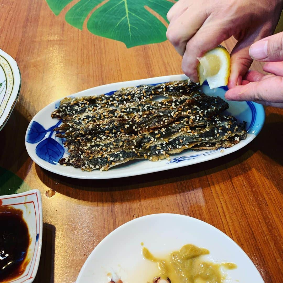 金村義明さんのインスタグラム写真 - (金村義明Instagram)「早い晩酌スタート 崎陽軒弁当おかず 自家製おでん 〆は、仙人カレー🍛 一日中アロンとまったりデー 横浜ヤクルト戦中継見ながら早よ寝よ！ 明日は、また、Ｊコムさきどりベイスターズ生放送の後 Ｊスポーツオンデマンド中継 横浜広島戦」9月23日 17時47分 - yoshiaki_kanemura