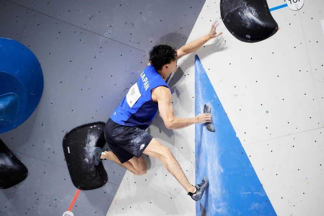 藤井快さんのインスタグラム写真 - (藤井快Instagram)「World Championships Final. 🎥 from the Boulder 1 Flash!!⚡️⚡️⚡️  This is not my styles, but I gave a great preference on the first boulder!!  📸 @nv_tsarev  @japan_national_climbing_team   @adidasterrex @fiveten_official  @au_official @in_jelly_  @morinagatraininglab @frictionlabs @team_edelrid #adidas #fiveten #TEAMau #teamedelrid #森永製菓」9月23日 18時38分 - fujii_kokoro