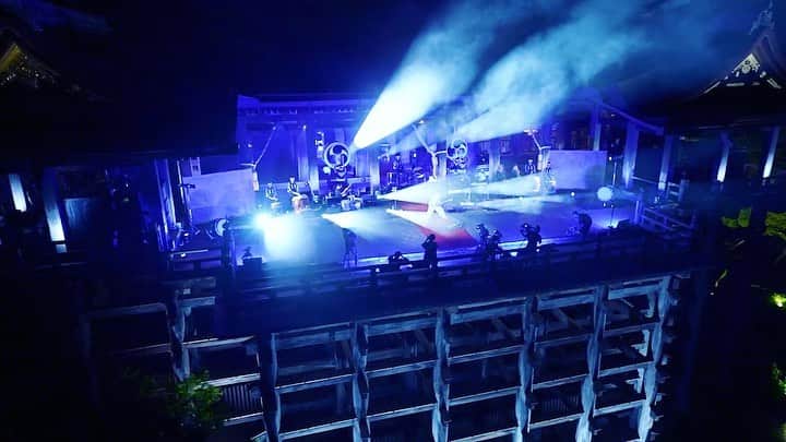 のインスタグラム：「From Kyoto to the whole world.   世界へ。  Sep. 26th 8PM (JST)  #MiyaviInKiyomizu」
