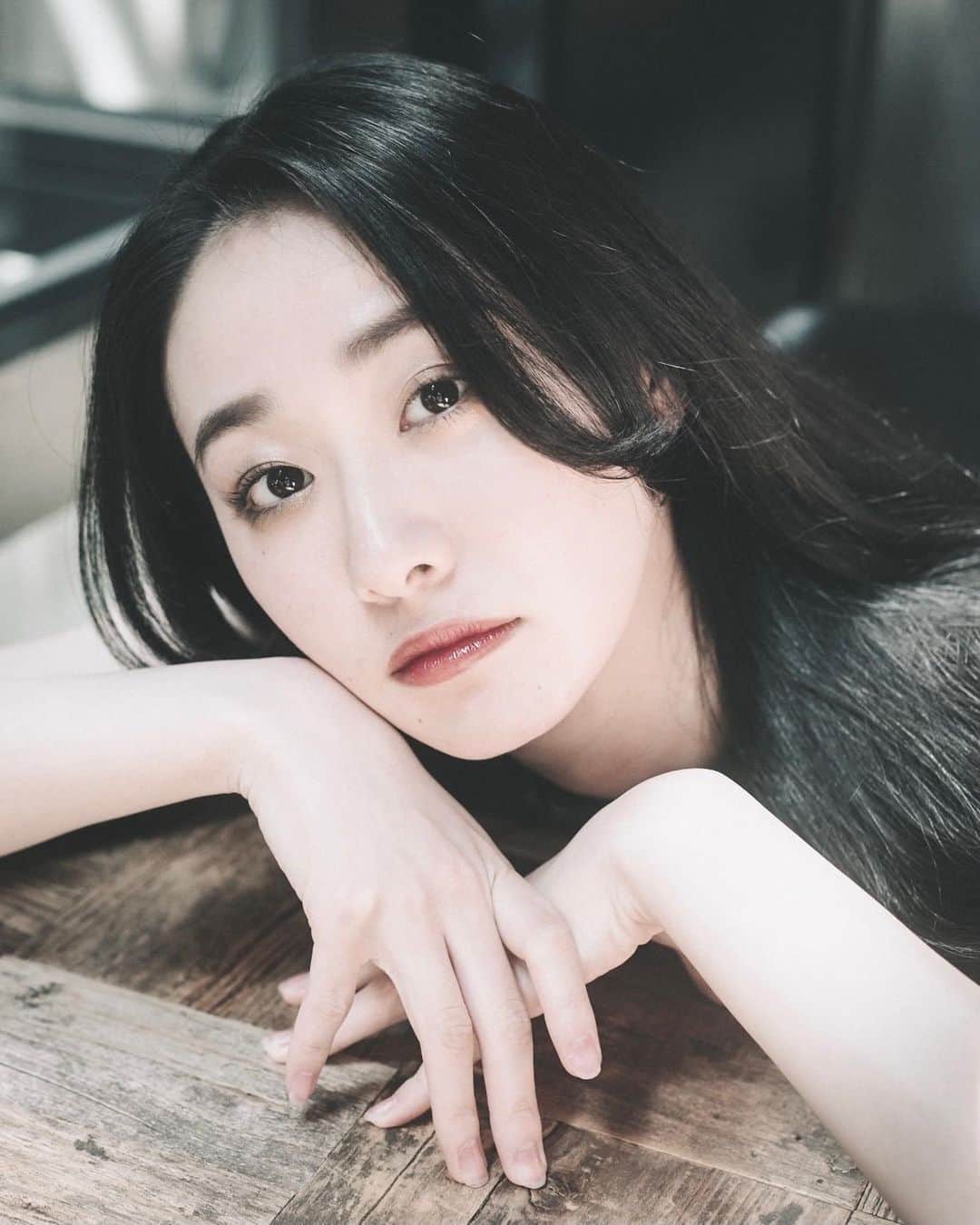 天野真彩のインスタグラム：「🖤 『Ennui』」