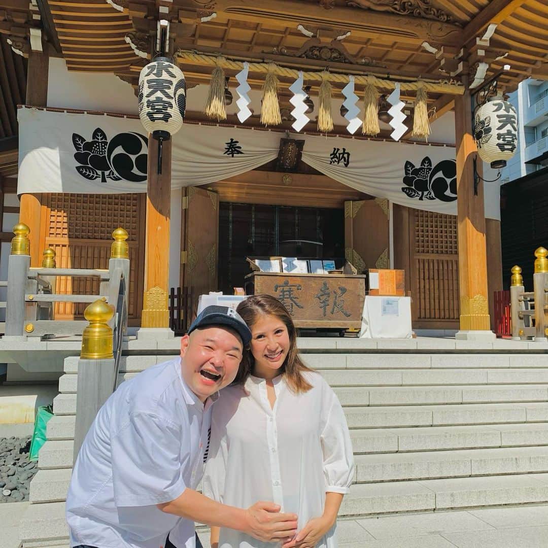 内山信二のインスタグラム：「安産祈願‼️  #水天宮 #安産祈願 #安産で #元気な子が #産まれきてほしい #ぽっちゃり夫婦 #プレパパ #内山信二」