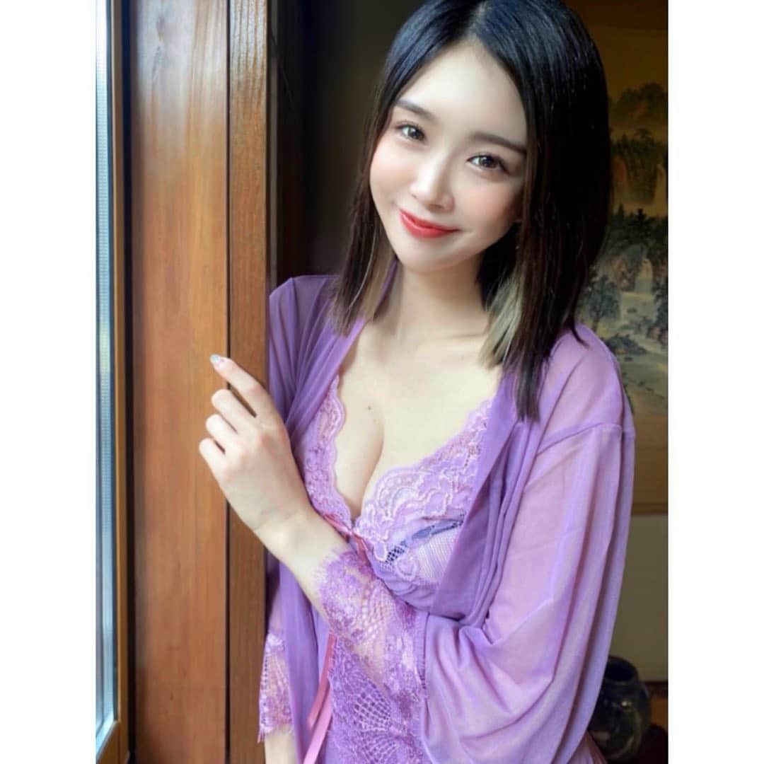 三宿菜々さんのインスタグラム写真 - (三宿菜々Instagram)「お知らせ💜💜 9月26日(日) マリオンガーデン1300桑名店 (三重県桑名市) 朝イチからお邪魔します！ サイン対応出来ますので ぜひ会いに来て下さいね〜☺️  #マリオンガーデン1300桑名店 #三重県 #桑名市 #パチンコ #スロット」9月24日 14時03分 - mishuku_nana