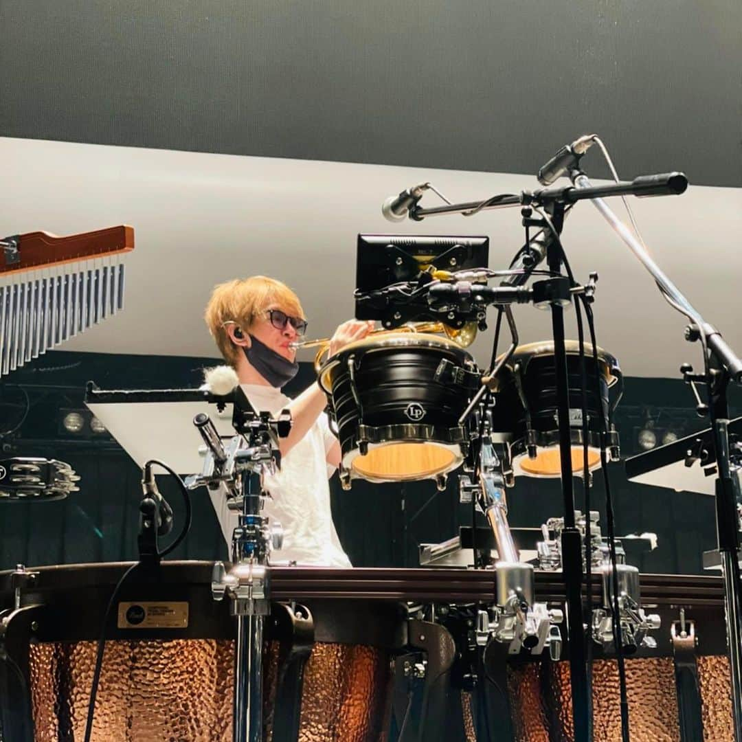 関ジャニ∞さんのインスタグラム写真 - (関ジャニ∞Instagram)「.  #drum #bass #guitar #percussion #keyboard #俺たちの関ジャニ8！ #関ジャニInstagram」9月24日 21時00分 - kanjani8_official