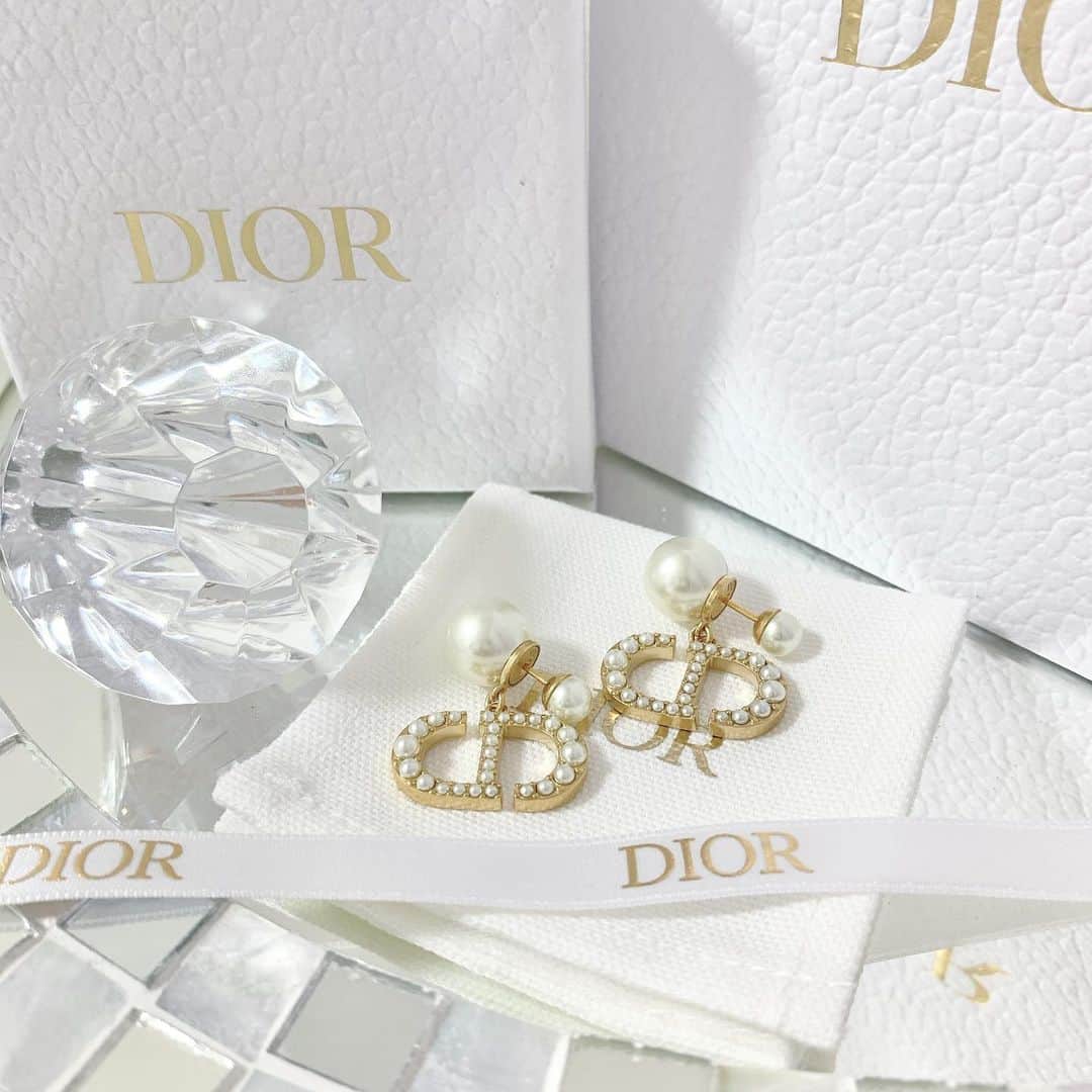 三上悠亜ちゃん着用】DIOR TRIBALES ピアス パール - アクセサリー 