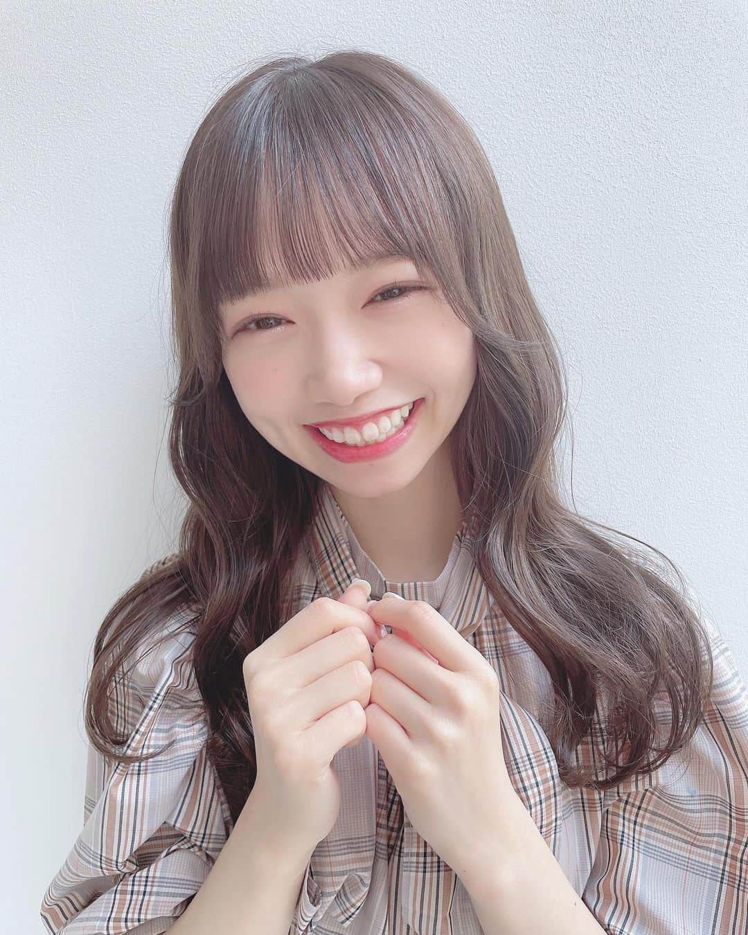 畑美紗起のインスタグラム：「ヘアメンテしたよ💇🏻‍♀️💭💕  今回はだいすきなみゆこさん( ˘ω˘ )♥︎ @_miyuko   #ラストアイドル #ラスアイ #畑美紗起 #ヘアアレンジ #ヘアカラー #ヘア #ヘアスタイル #instagood #shooting #me #hairstyle #haircolor #hairstyles」