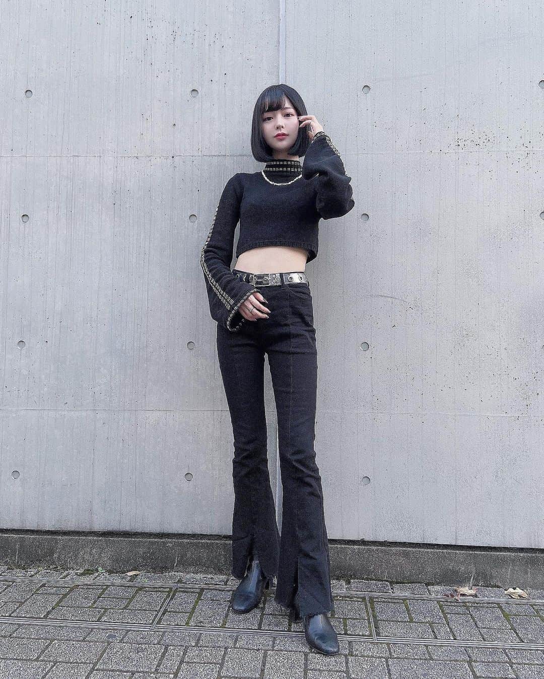 sarimaru(国木田さりまる)のインスタグラム：「右目死んでしまったけど載せます☺︎✌︎」