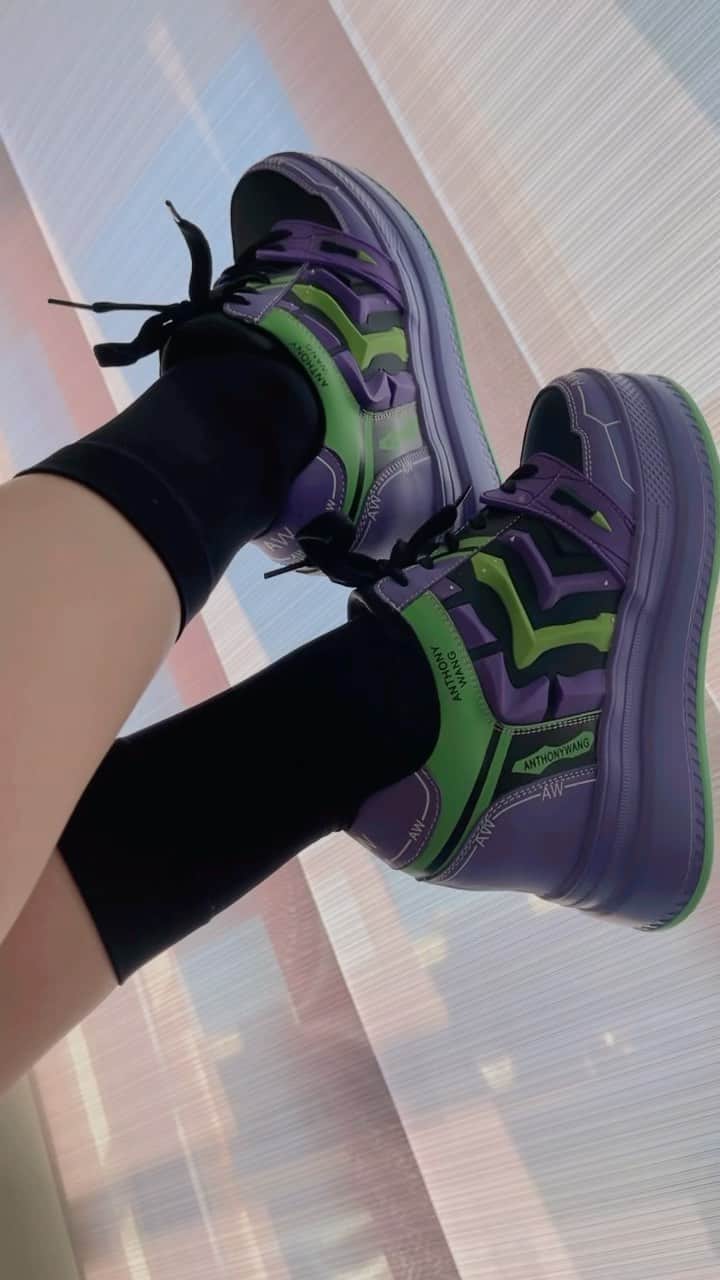 Nadya Antonのインスタグラム：「Eva 01 Sneakers 3.0 + 1.0 @anthonywangshoes #neongenesisevangelion #anthonywangshoes」