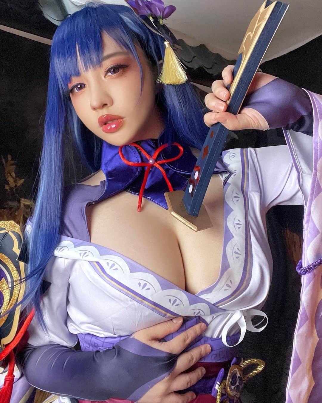 千尋のインスタグラム：「只有必須要做的事情 和一定不能做的事  #雷電將軍 #原神 #Genshin #raidenshogun #raidenshoguncosplay  #genshincosplay」