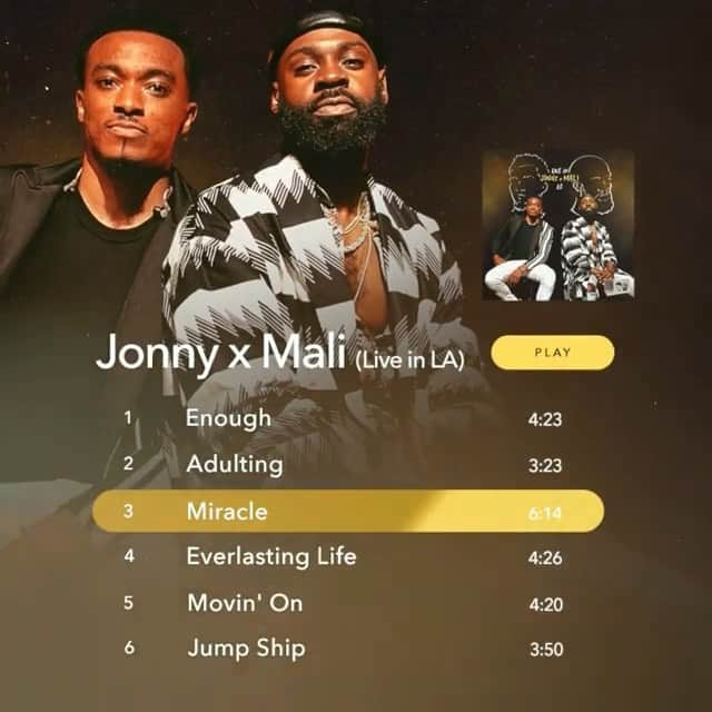 ネルソン・ベアトのインスタグラム：「Had the honor of singing background on @jonmcreynolds x @malimusic new LIVE in LA project!! Go download it now!!! Shout out to @laurhan_beato and @itsravaughn on BGV’s as well! #jonathanmcreynolds #MaliMusic」