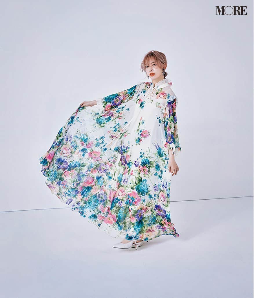 のインスタグラム：「… #hkt48 #IZONE #아이즈원 #アイズワン #sakura #宮脇咲良 #미야와키사쿠라 #さくら #more」
