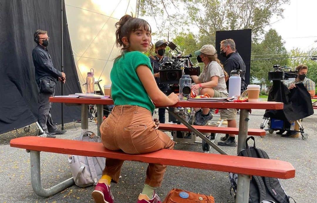 のインスタグラム：「Wrapping today🤩🥳🥳🤩🥳😇😇😇😇😇😝 @hulu @animapict @americanhigh 😻😻😻😻😻😻」