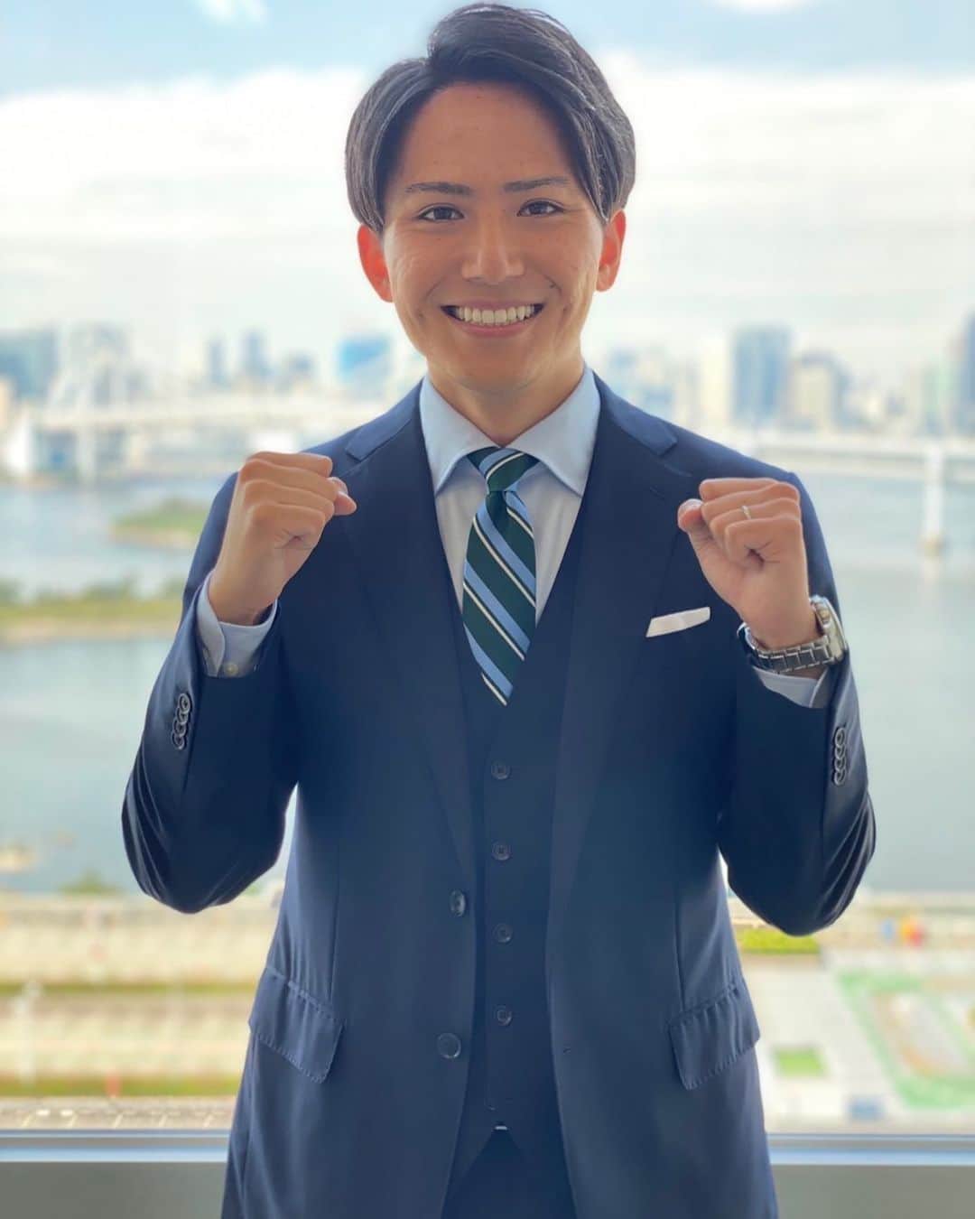 フジテレビアナウンサーのインスタグラム：「. こんにちは。安宅晃樹です。 今日９月25日は、2015年の国連サミットで「SDGｓが採択された日」です。 そして13時からはニッポン放送でSDGｓ特別番組が放送されます。 私も経済部環境省担当として出演させていただきます。 お時間ある方は、ぜひご視聴ください。 #Act4SDGs #アクションSDGsウィーク #安宅晃樹 #ニッポン放送」