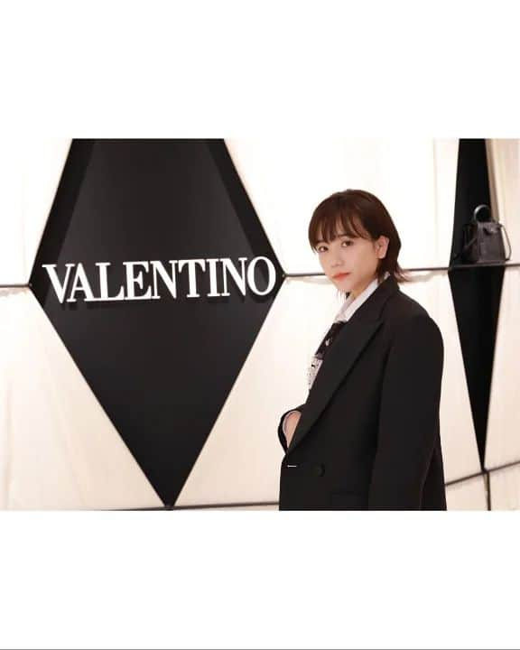 松井愛莉さんのインスタグラム写真 - (松井愛莉Instagram)「VALENTINO GARAVANI HIGHLIGHT at ISETAN SHINJYUKU   28日まで開催中です!   店舗限定商品やペットのイラストを描いて貰えたり、どのアイテムもとても素敵で心くすぐるアイテムが沢山でした🐾💛  @maisonvalentino  #ValentinoActCollection #RockstudPet」9月25日 11時01分 - airi1226_official