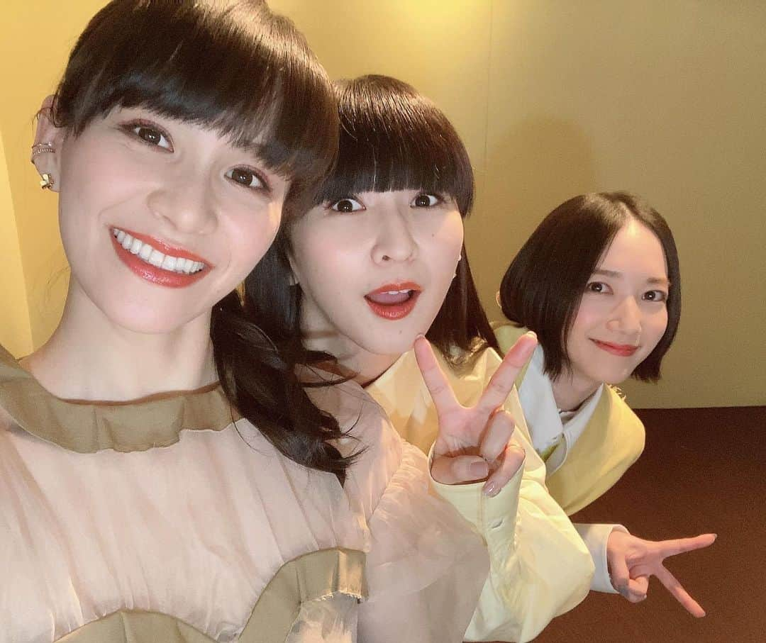 Perfumeさんのインスタグラム写真 - (PerfumeInstagram)「「ザ・マスクド・シンガー」 Episode 6まで配信中です！ 引き続きお楽しみください👀✨ "The Masked Singer" Episode 6 is out now!   #prfm #歌っているのは誰だ #マスクドシンガー」9月25日 12時46分 - prfm_official