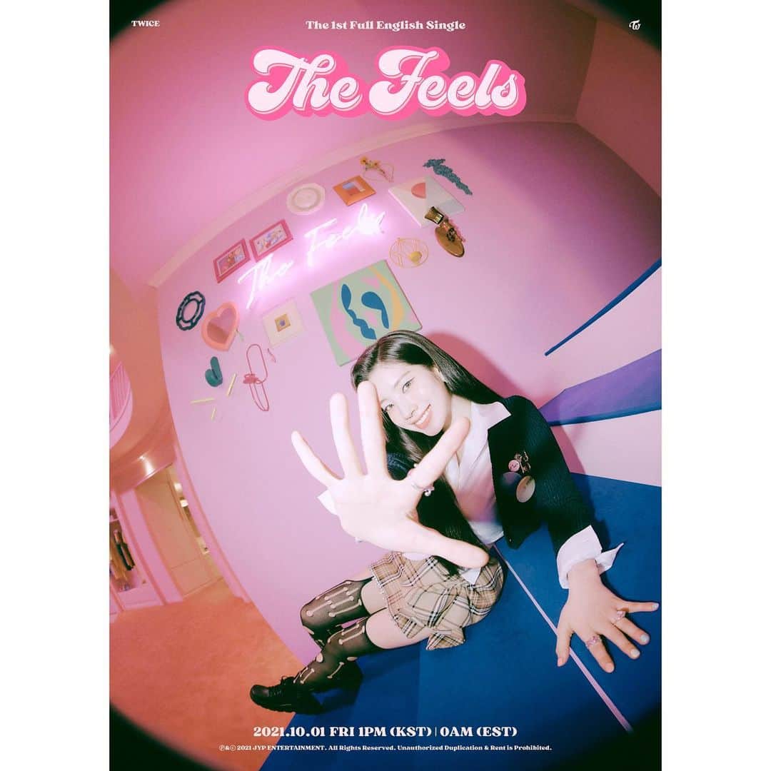 TWICEさんのインスタグラム写真 - (TWICEInstagram)「TWICE 1ST Full English Single "The Feels"  Concept Photo 3 DAHYUN  Release on 10.01_FRI , 0AM (EST) 1PM (KST)  📌<The Feels> Pre-save & Pre-order https://twice.lnk.to/the-feels  #TWICE #트와이스 #TheFeels #GetTheFeelsWithTWICE」9月25日 13時32分 - twicetagram
