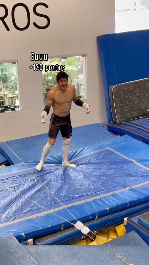 アルトゥール・オヤカワ・マリアノのインスタグラム：「Elevando nivel do mira do alvo 🎯  #gymnastics #saturday #challenge」