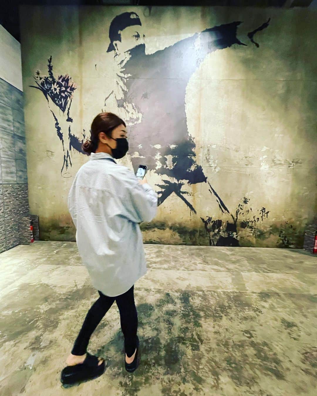 古閑美保のインスタグラム：「バンクシーとやらを #バンクシー展」