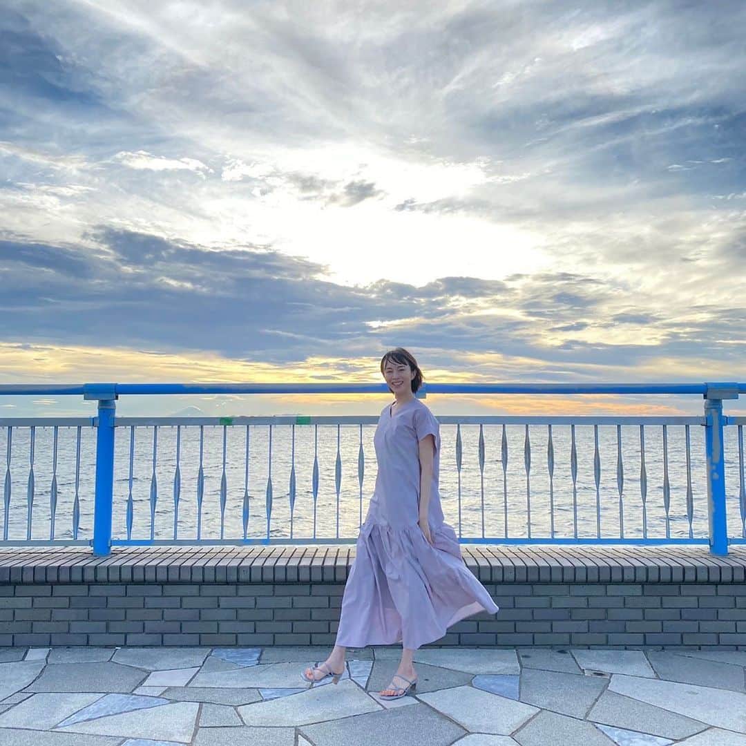 推しの王子様さんのインスタグラム写真 - (推しの王子様Instagram)「✦𝙸𝚉𝚄𝙼𝙸 𝚂𝚝𝚢𝚕𝚎✦  海の見える公園で、ミッチーに励まされた日。 いつも、ずっと、ありがとう。  #比嘉愛未 #推しの王子様 #推しプリ」9月26日 19時10分 - oshi_no_oji