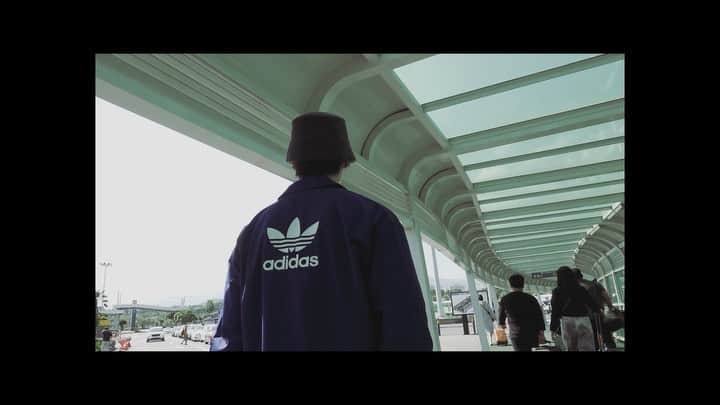 JBのインスタグラム：「JAY B’s EP [SOMO:FUME] ‘FAME (Feat. JUNNY) (Prod. GroovyRoom)’ Official Music Video Teaser ㅤ D-1❗️❗️ 2021.09.27 6PM(KST) ㅤ #JAYB #JUNNY #GroovyRoom #SOMOFUME #FAME  #H1GHRMUSIC #하이어뮤직」