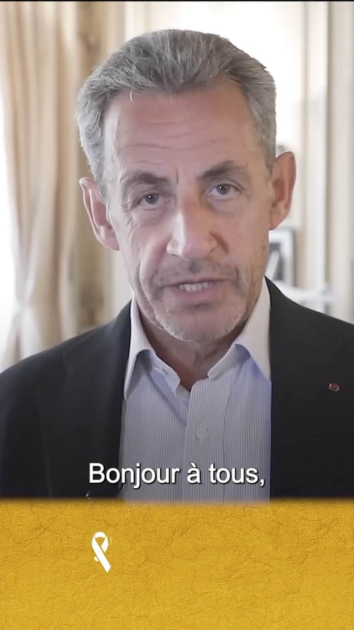 ニコラ・サルコジのインスタグラム：「A l’occasion de Septembre en Or, je vous invite à vous mobiliser aux côtés de @gustave_roussy dans la lutte contre le cancer de l’enfant. www.guerirlecancerdelenfant.fr Envoyez ENFANT au 92250 (5euros) #septembreenor #guerirlecancerdelenfantau21esiecle」