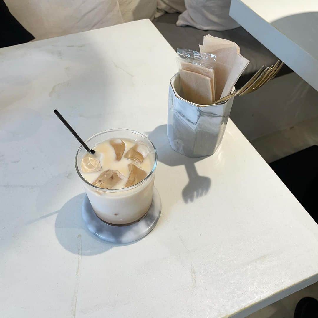 杉浦みずきのインスタグラム：「. 映えカフェ🤍」