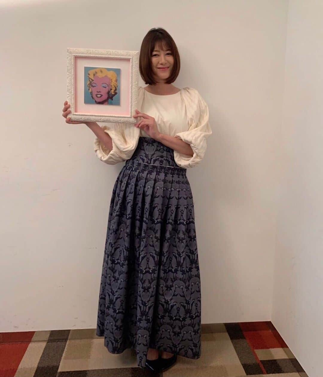 真木よう子さんのインスタグラム写真 - (真木よう子Instagram)「最終回についてのご感想、沢山の温かいコメントやタグ付け投稿ありがとうございます。 インスタライブの質問でもいただいておりましたが、皆様のご声援やコメント、全て届いています。 これからも応援、宜しくお願い致します。  此方はヒルナンデスでのオフショットです。  Thank you, I appreciate your comments and likes!  #ボイス2 #ヒルナンデス」9月26日 20時04分 - yokomaki_official