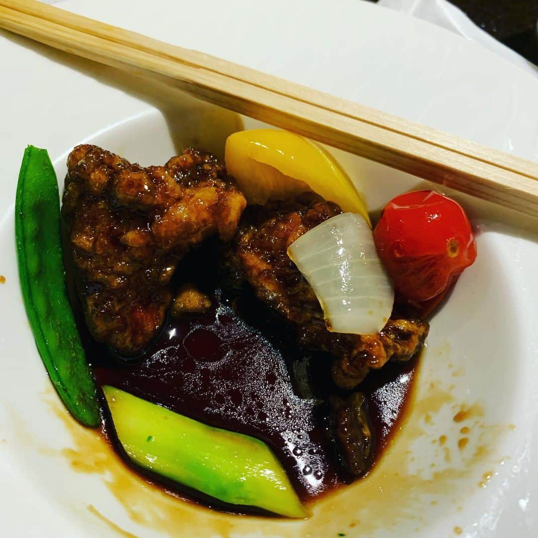 金村義明さんのインスタグラム写真 - (金村義明Instagram)「姫路で1番の中華料理屋さん 誕生日会食！ 叔父貴達にまたまた元気いただきました！ インプラント4510先生には 欲しかったパター 感謝🙇🙇🙇🙇🙇🙇🙇🙇🙇🙇」9月26日 22時23分 - yoshiaki_kanemura