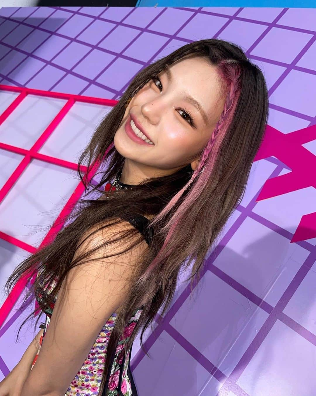 ITZYさんのインスタグラム写真 - (ITZYInstagram)「🎁and🎀」9月26日 23時25分 - itzy.all.in.us