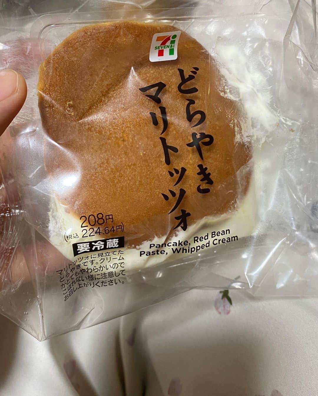 範田紗々さんのインスタグラム写真 - (範田紗々Instagram)「どら焼きマリトッツォは好き❣️」9月27日 9時16分 - handa_sasa