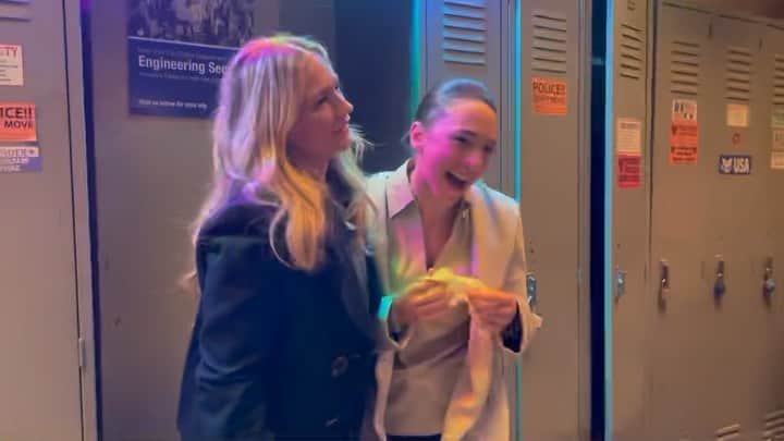 バネッサ・レイのインスタグラム：「This is what our entire crew is doing in spirit for our girl @pattenlauren . Congratulations on your @thetonyawards win!!! Officer Whitton is a star! @bluebloods_cbs #jaggedlittlepillthemusical」